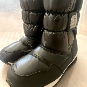 hobibear rain/ winter boots new